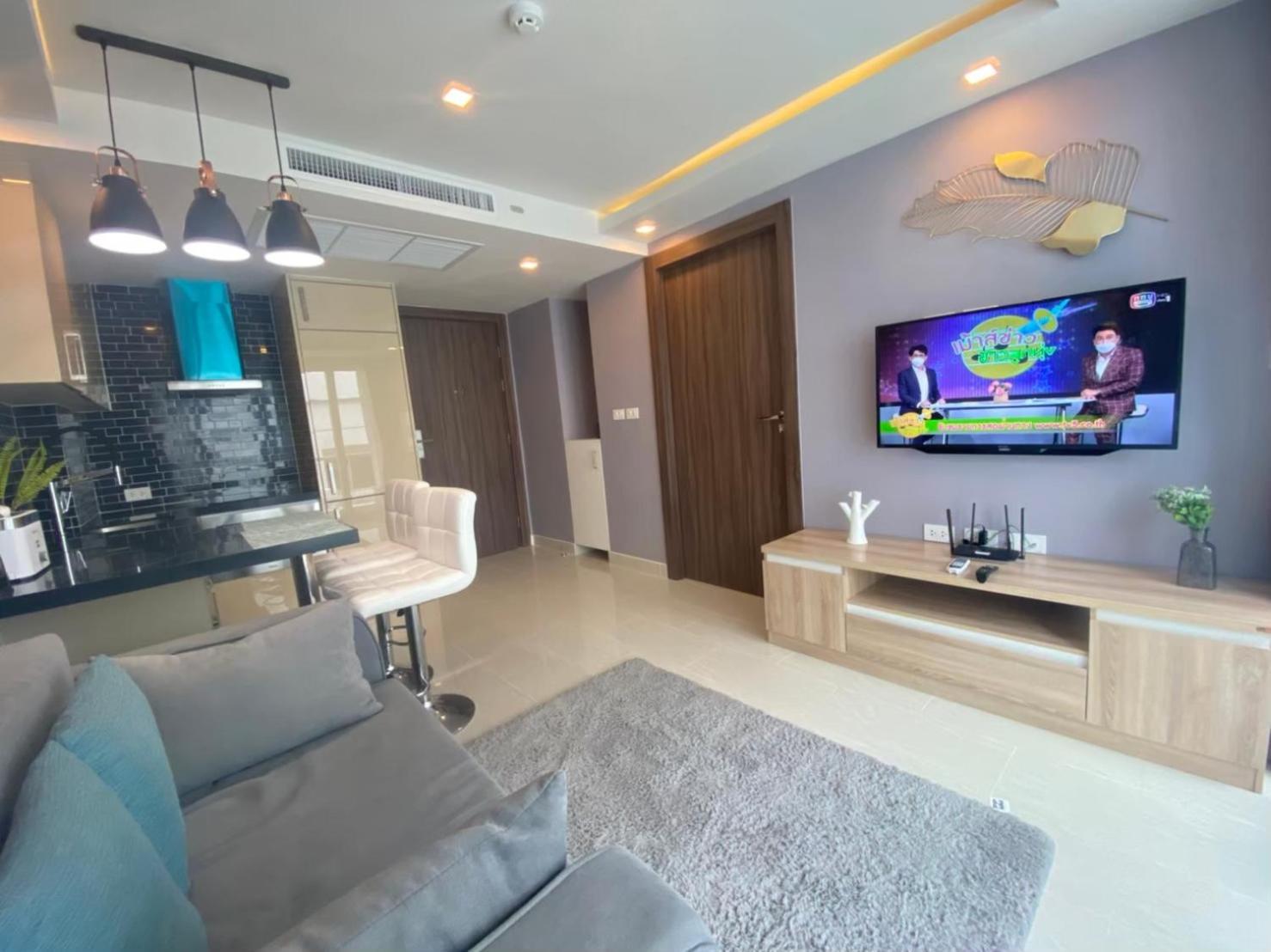 Grand Avenue Suites X Monthstayz Thailand Pattaya Bagian luar foto