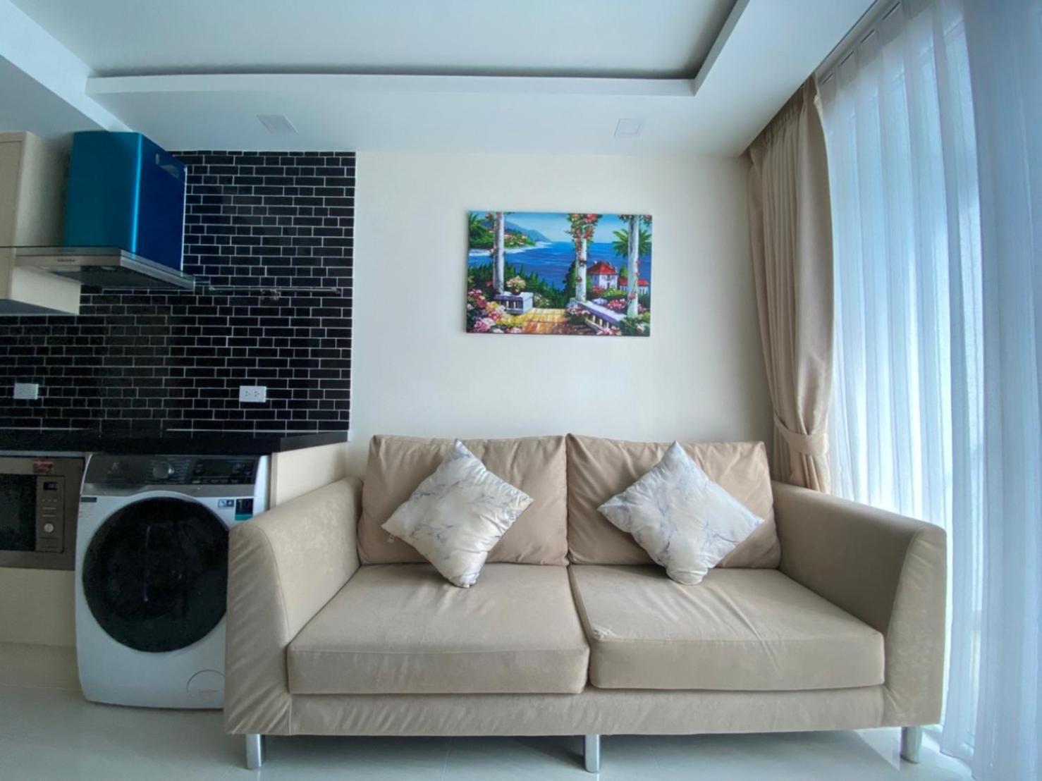 Grand Avenue Suites X Monthstayz Thailand Pattaya Bagian luar foto