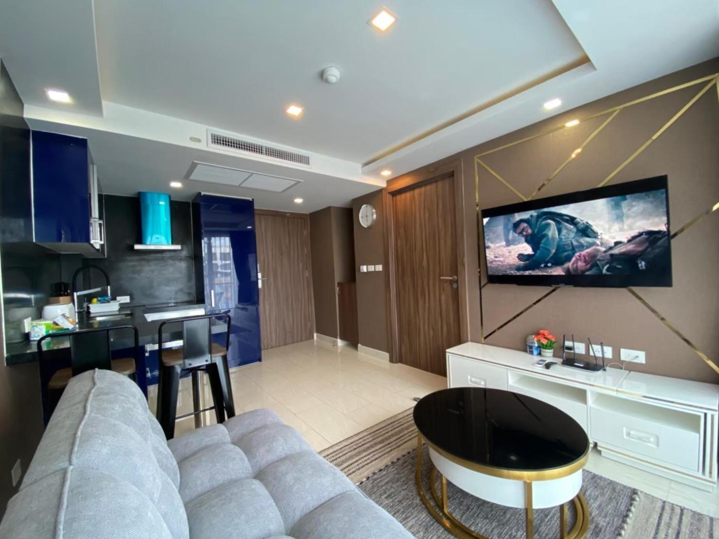 Grand Avenue Suites X Monthstayz Thailand Pattaya Bagian luar foto