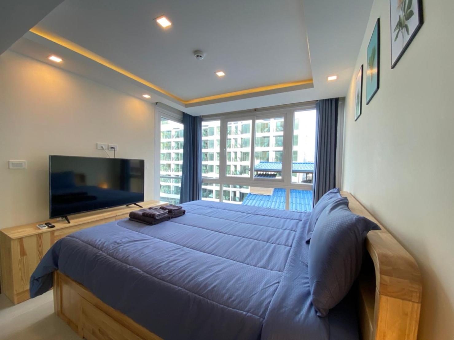 Grand Avenue Suites X Monthstayz Thailand Pattaya Bagian luar foto